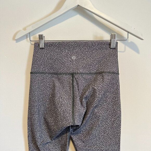 Lululemon Wunder Under Black & White Crop High-Rise Leggings - Picture 5 of 8